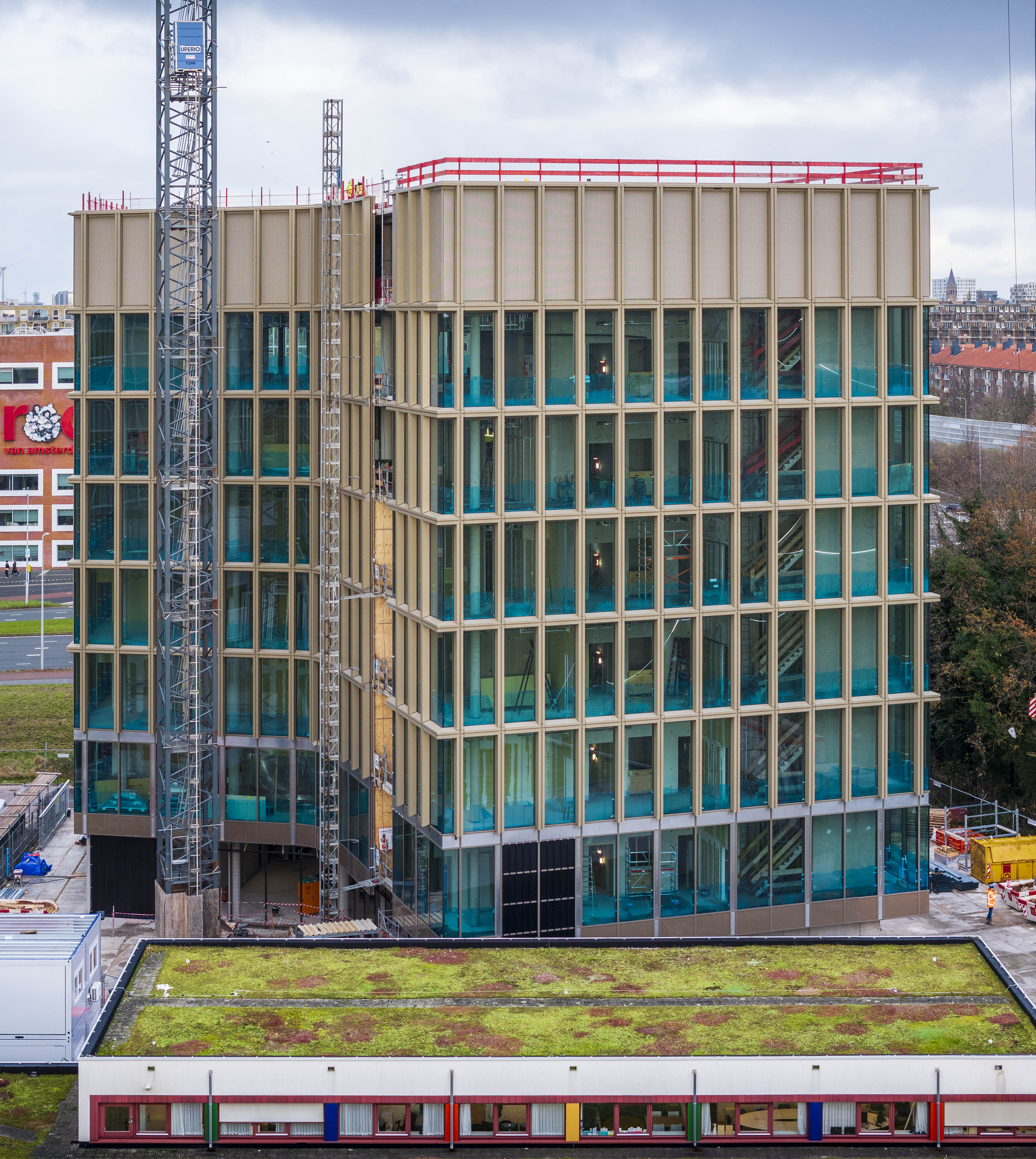 Foto van nieuwe labgebouw