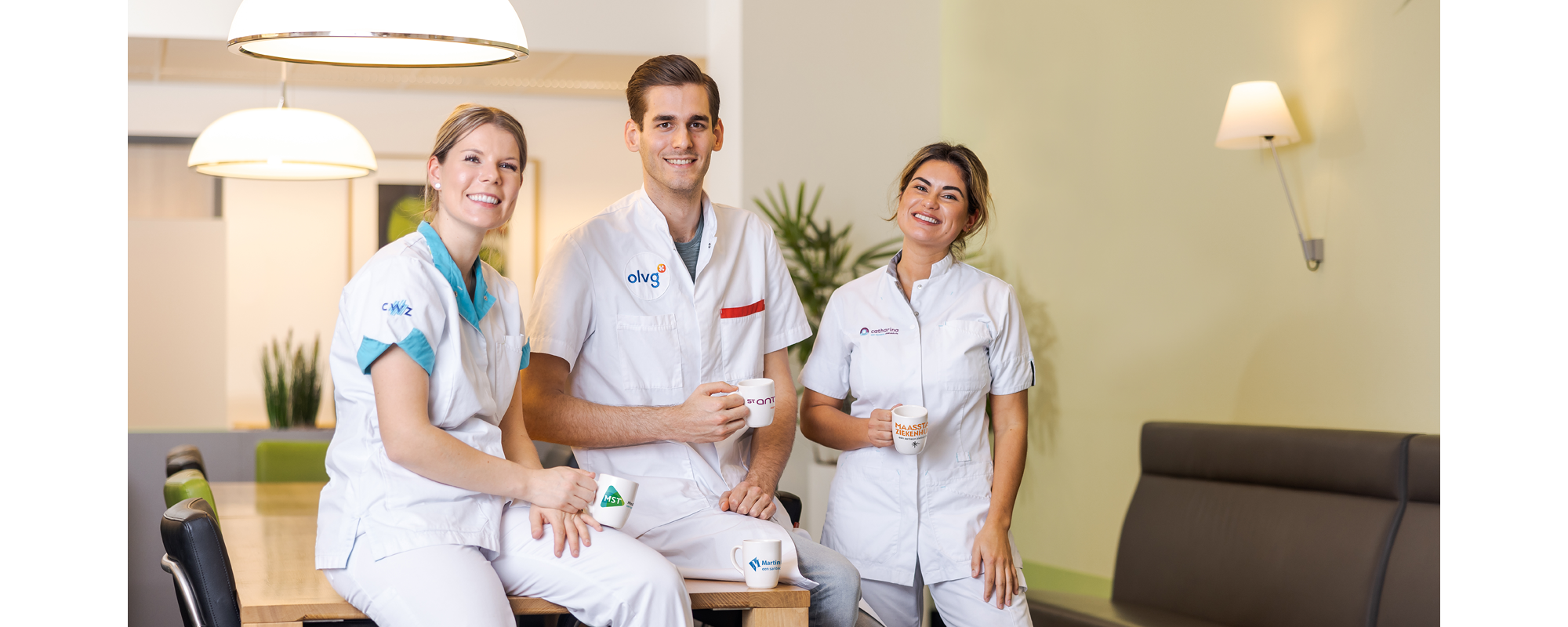 Foto van zorgpersoneel uit verschillende Santeon ziekenhuizen 